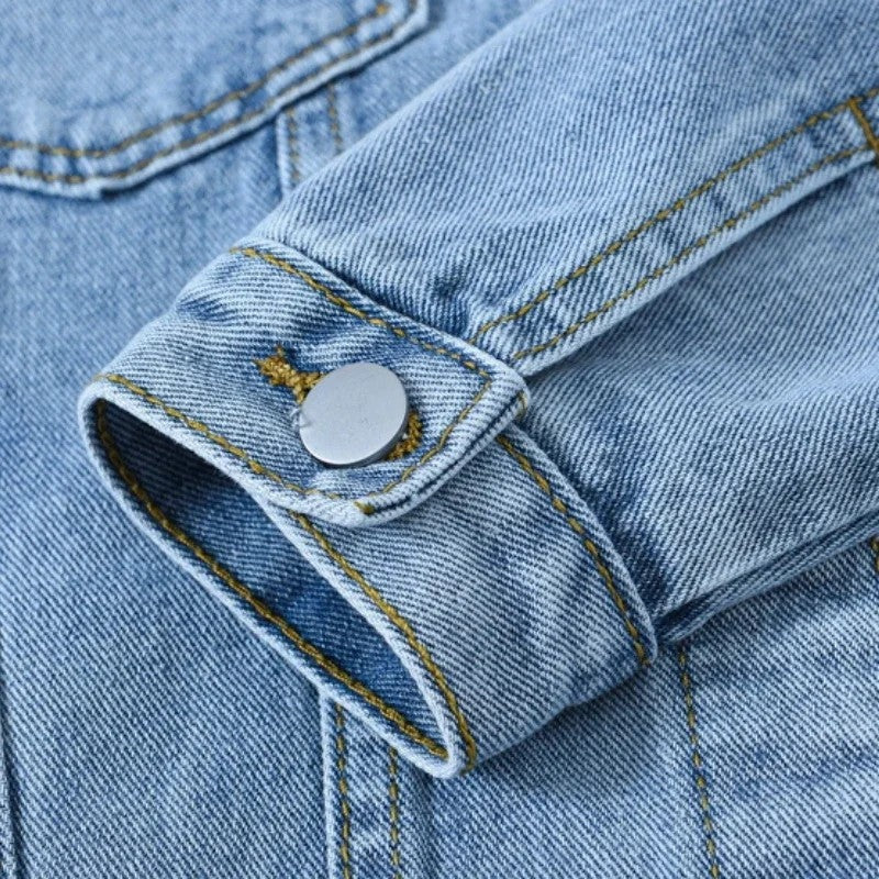 Calvessa Relaxed Light Wash Denim Jacket