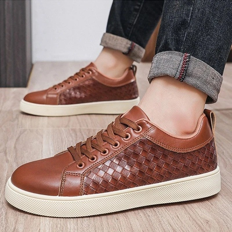 Alviro Woven Panel Low-Top Sneakers