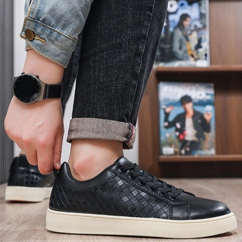 Alviro Woven Panel Low-Top Sneakers