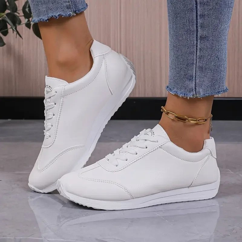 Anna Women's Low-Top Retro Running Sneakers