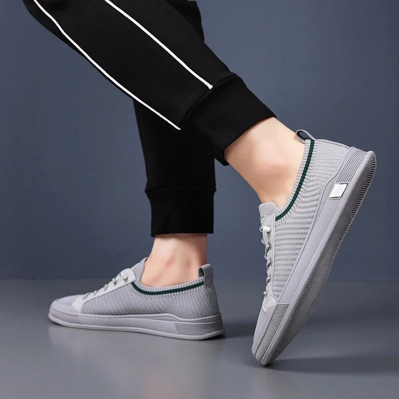 Dario Knit Low-Top Casual Sneakers