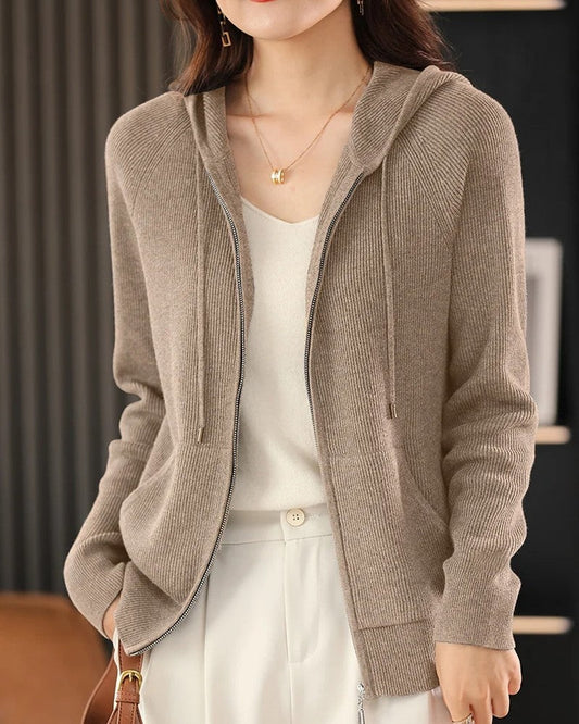 Ianque Relaxed Knit Zip Hoodie