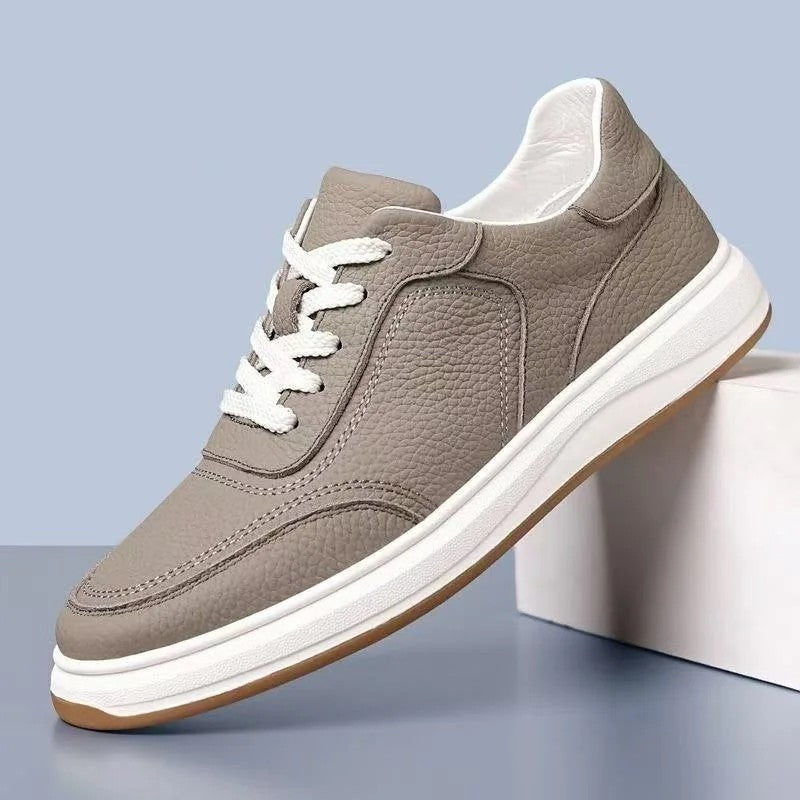 Levano Textured Low-Top Casual Sneakers