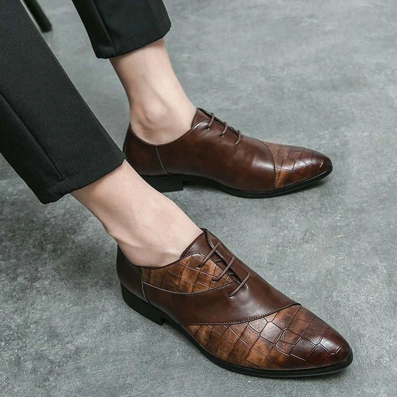 Lunado Embossed Oxford Dress Shoes