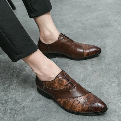 Lunado Embossed Oxford Dress Shoes