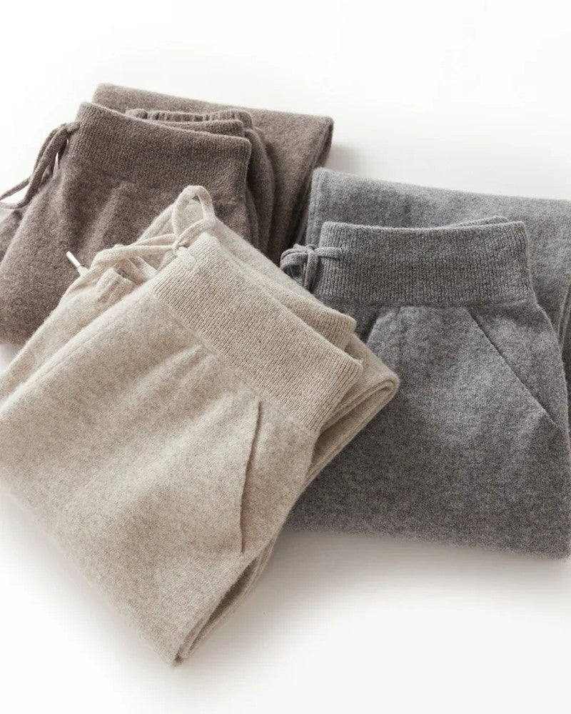 Serava Relaxed Knit Jogger Pants